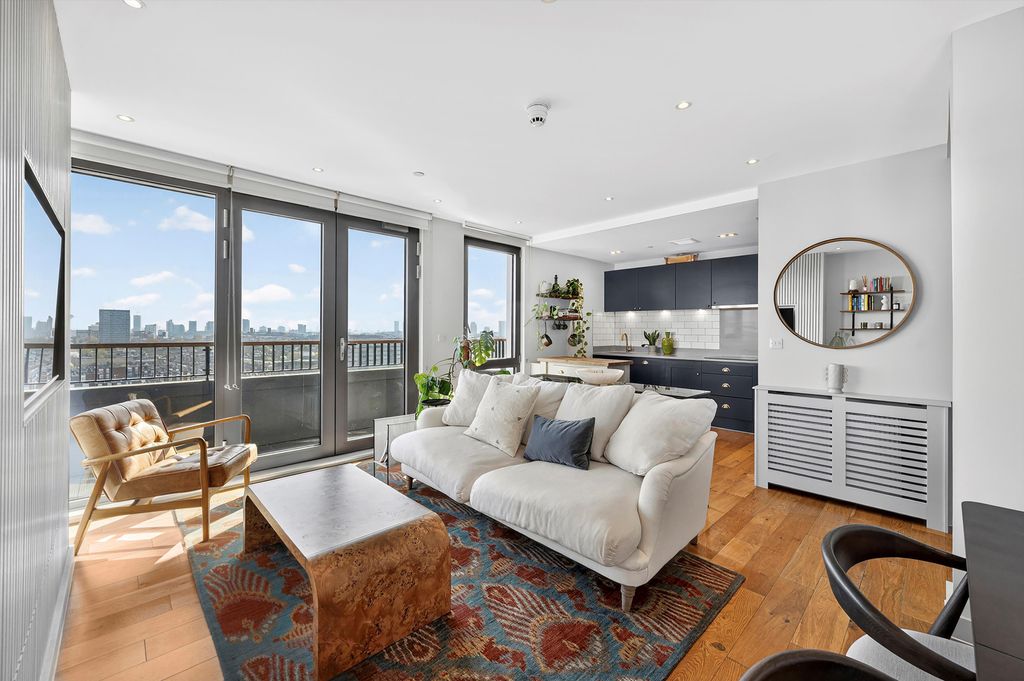 Property photo 1 of 14 Image