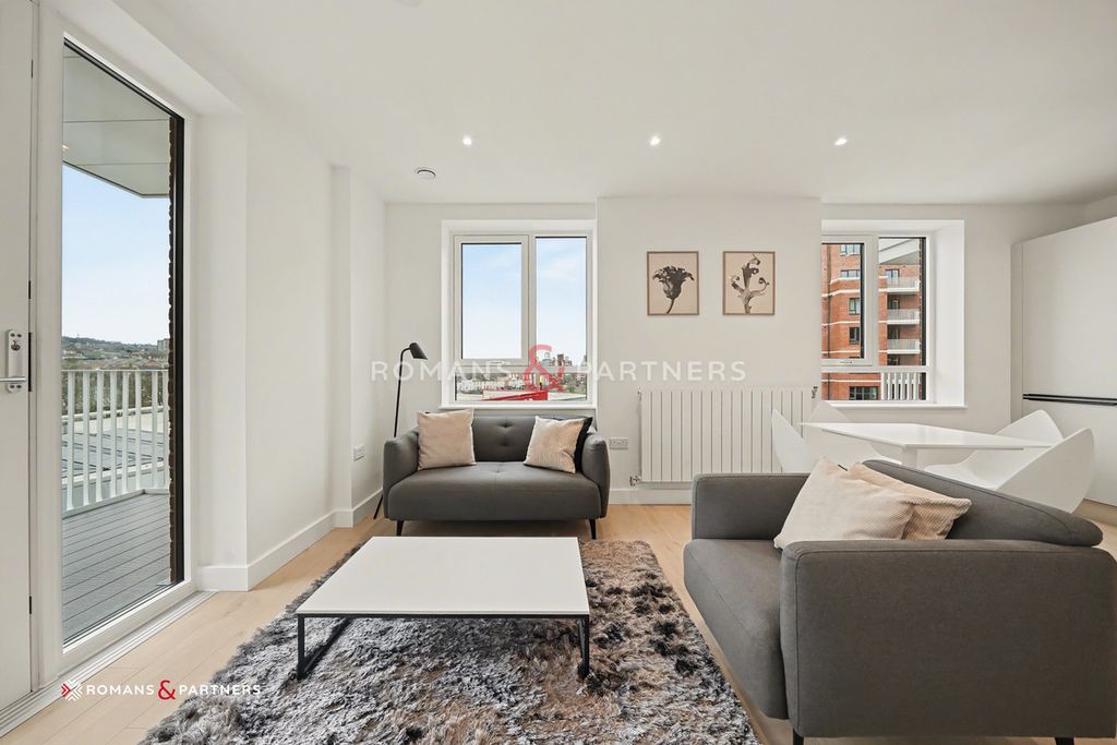 Property photo 1 of 19