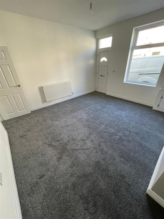 Property photo 2 of 6 Reception Room