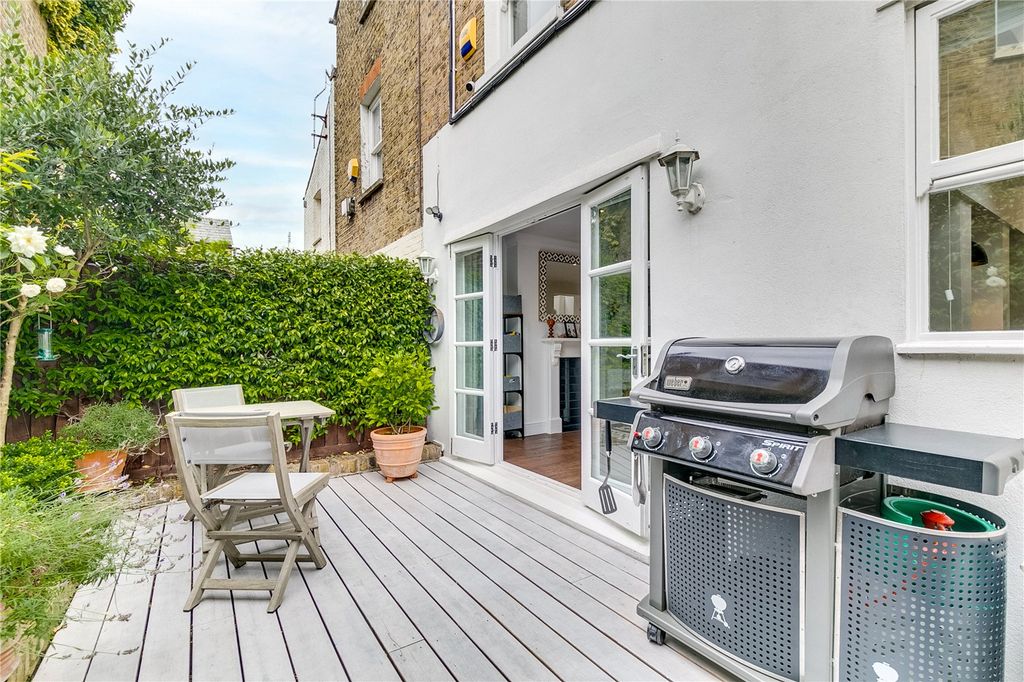 Property photo 3 of 10 Picture No. 25