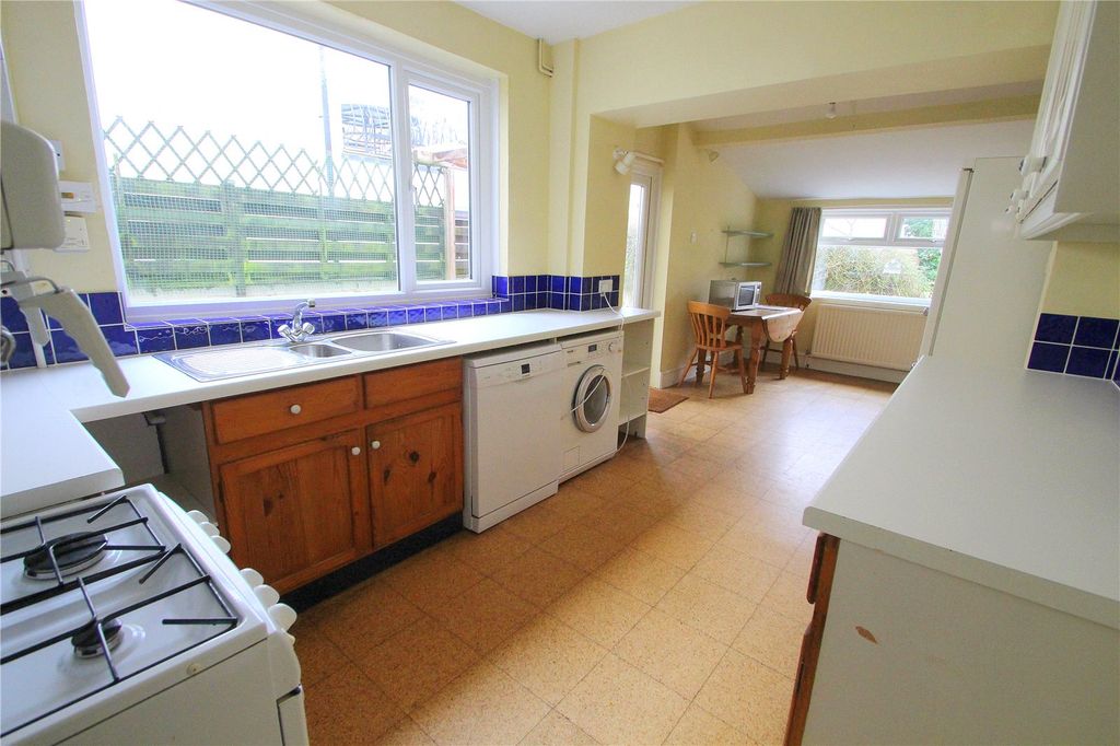 Property photo 3 of 10 Picture No. 04