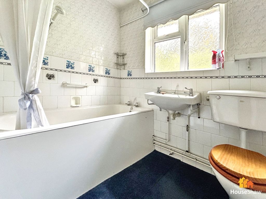 Property photo 3 of 24