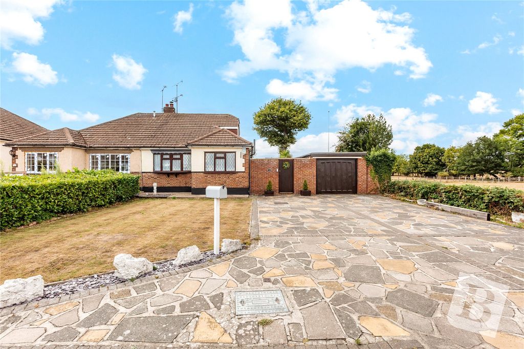 Property photo 1 of 33 Picture No. 26