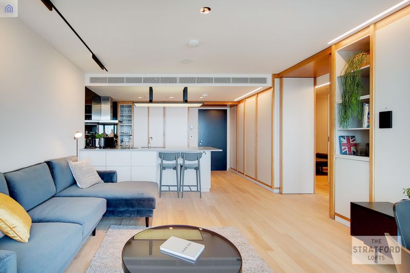 Property photo 1 of 12 Photo 4