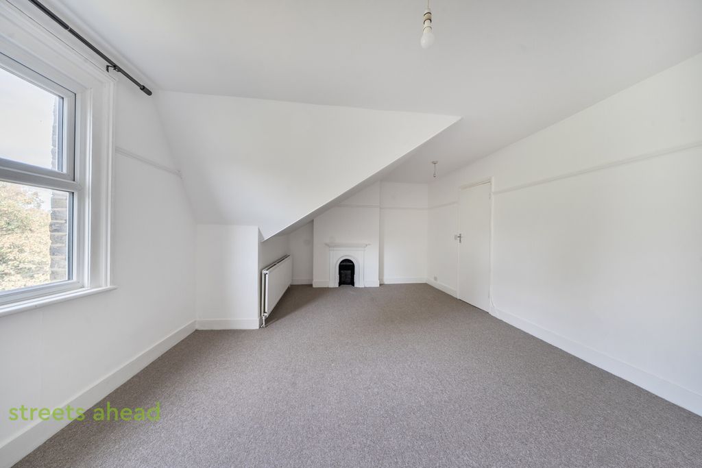 Property photo 3 of 15 Db6Ffe62-B757-4ba...