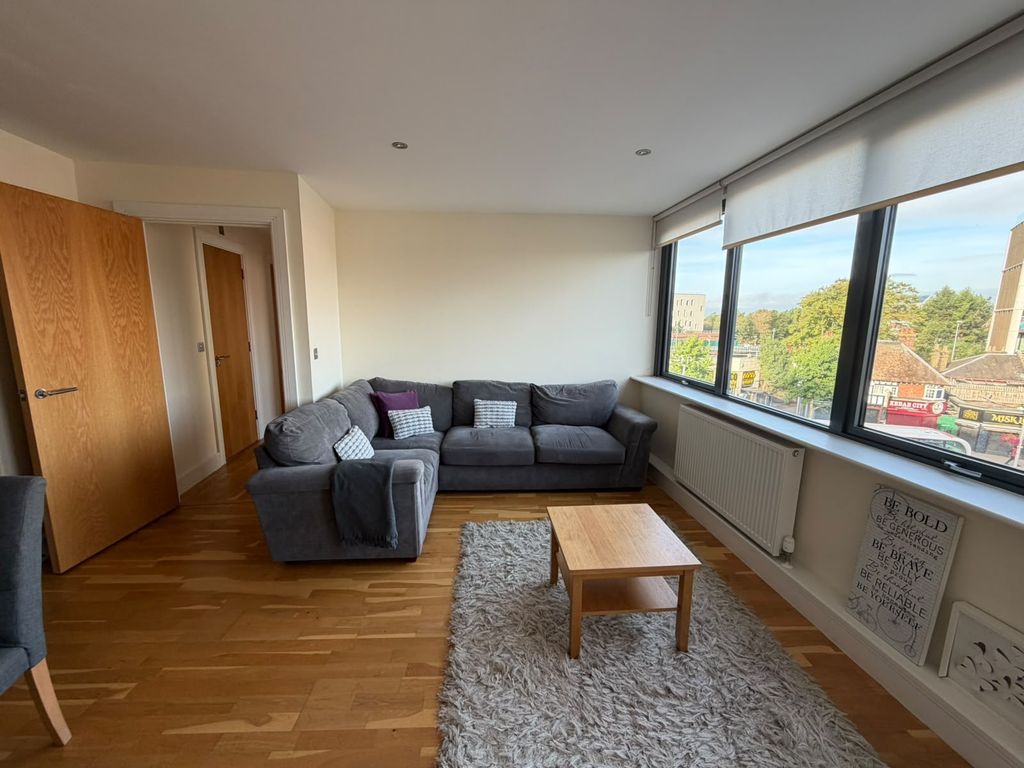 Property photo 2 of 12