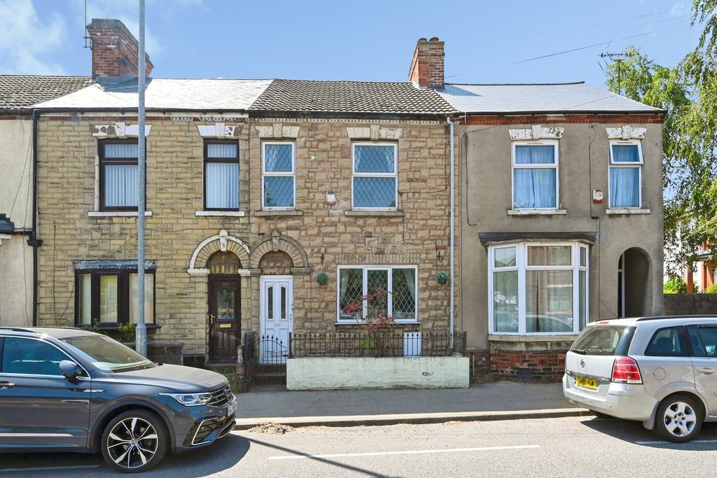 Property photo 1 of 28