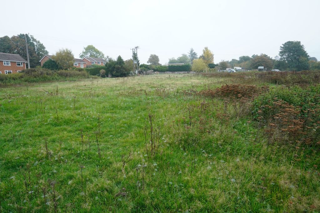 Property photo 3 of 5 Photo 1