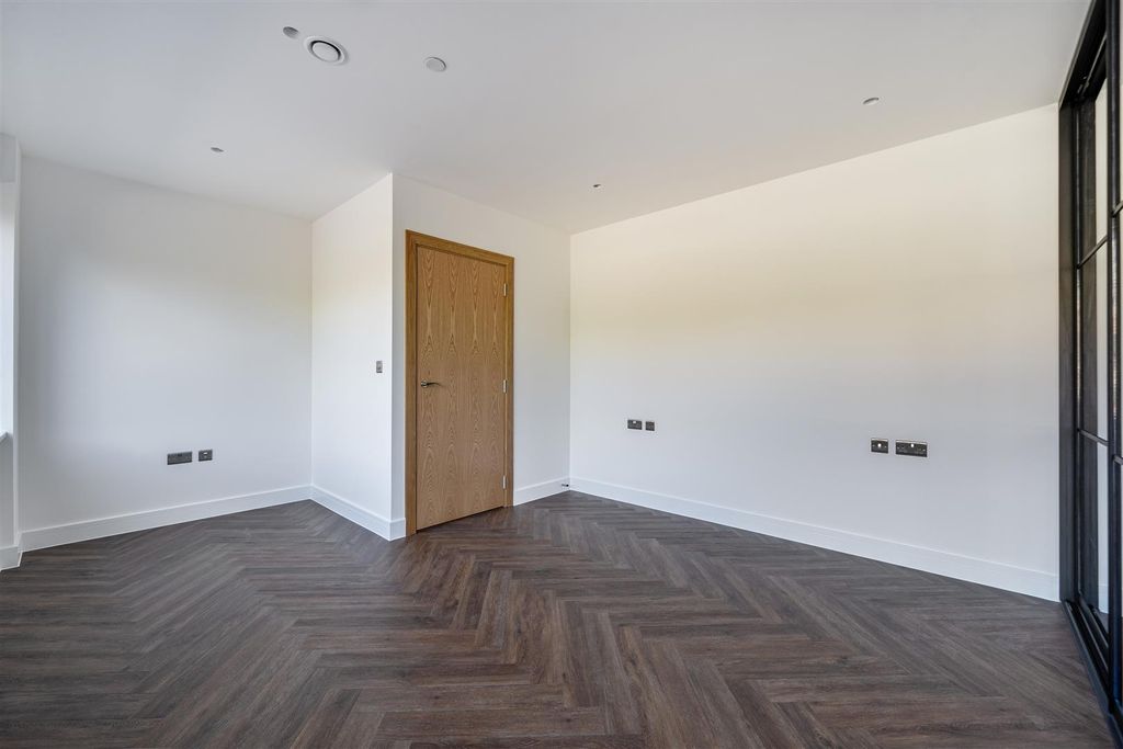 Property photo 3 of 26 1508444 (6).Jpg