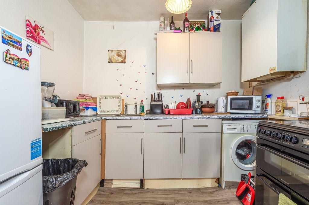 3 bed flat for saleYorkersgate, Malton YO17 photo 5