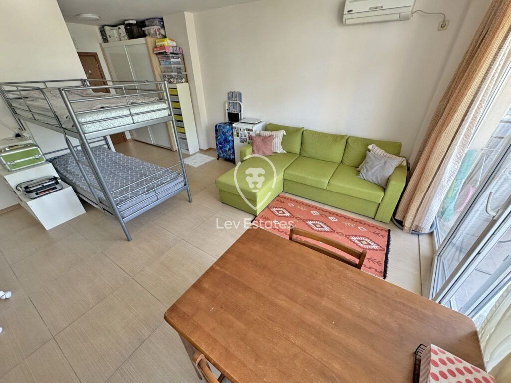 Property photo 2 of 11
