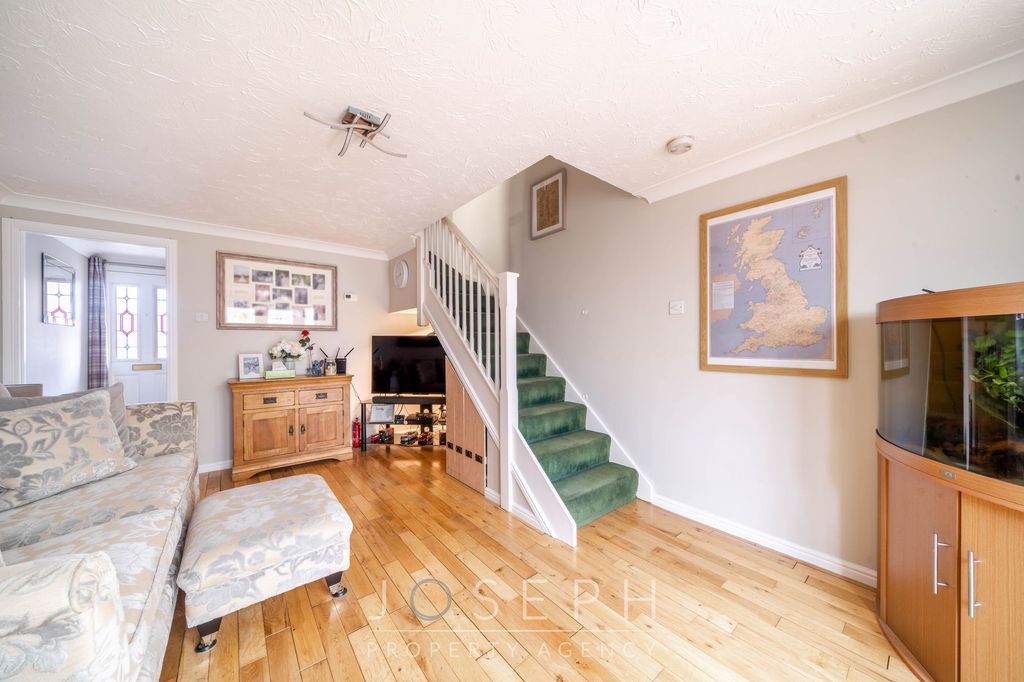 Property photo 3 of 14
