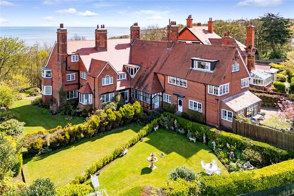 Property photo 2 of 24 Picture No. 39