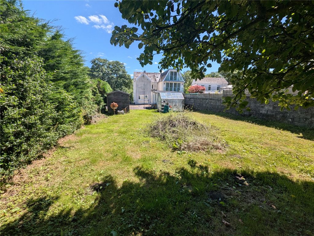 Property photo 3 of 24 Picture No. 10