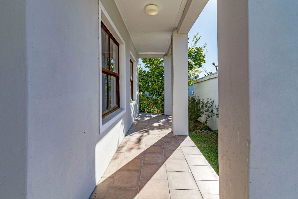 Property photo 3 of 67 St1701458