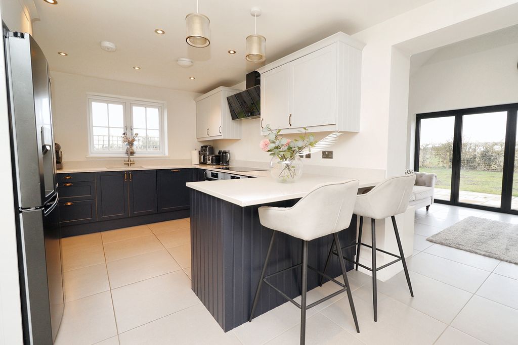 Property photo 2 of 23 Img_7094