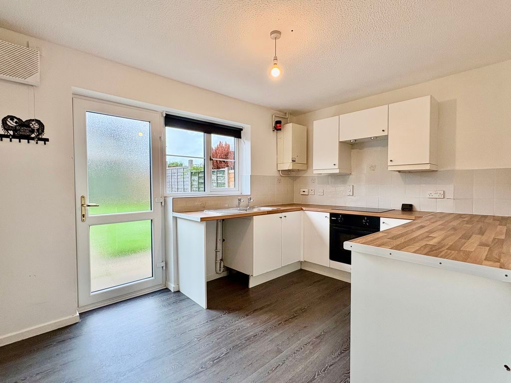 Property photo 2 of 13 Breakfast Kitchen