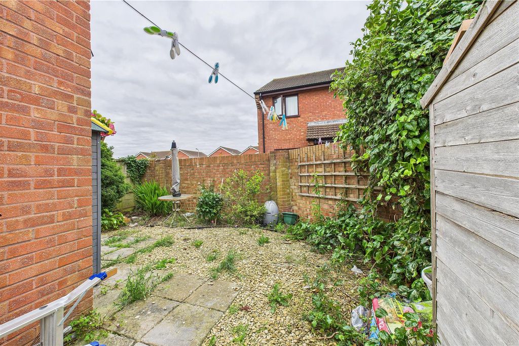 Property photo 2 of 10