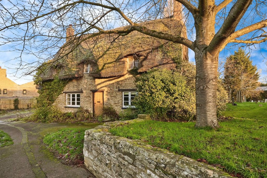 Property photo 1 of 18