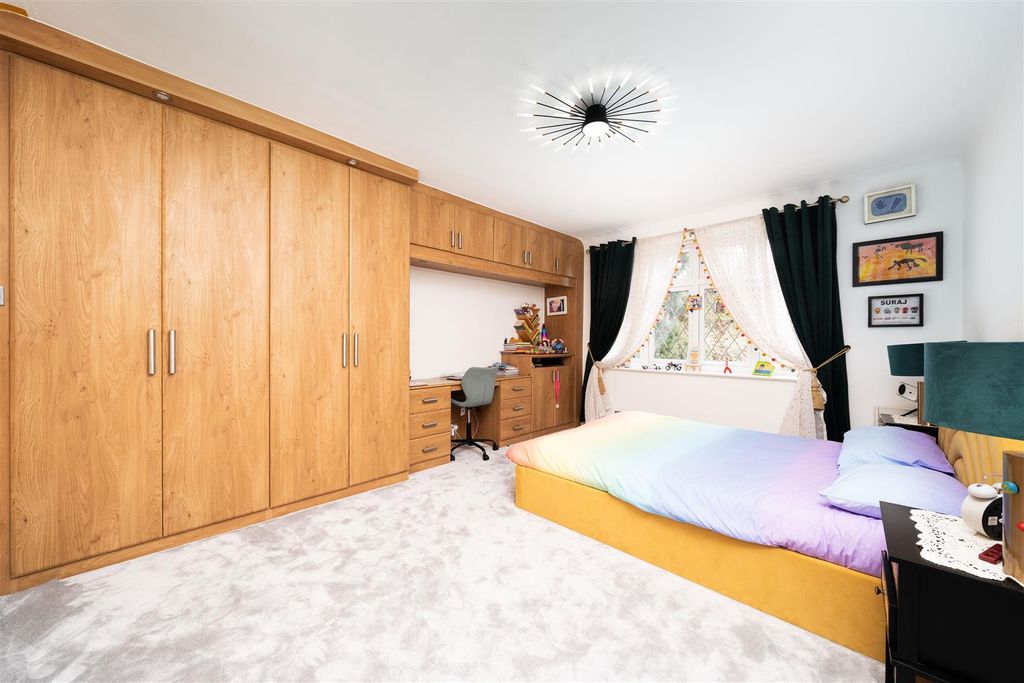 Additional image 13 of 4 bed detached house for saleCanons Drive, Edgware HA8