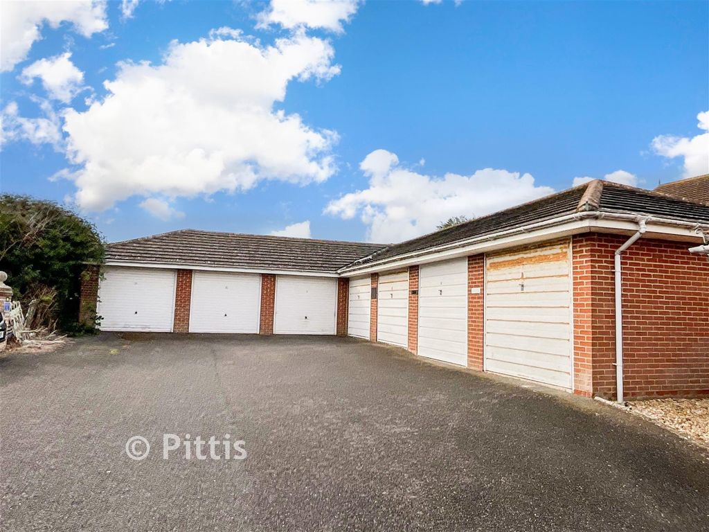 Property photo 1 of 1 Front