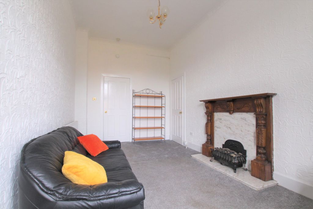 Property photo 3 of 10 Photo 3