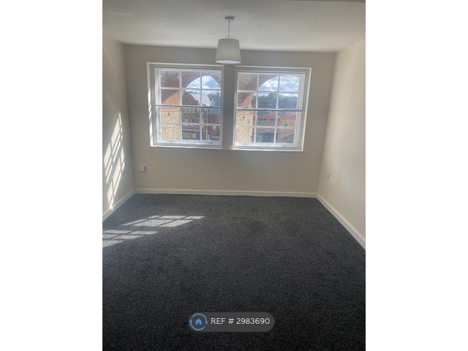 Property photo 3 of 6