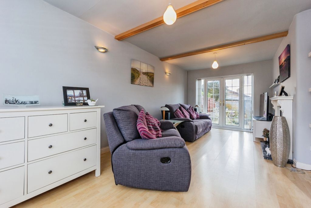 Property photo 3 of 19 Pbox-Img.Jpg