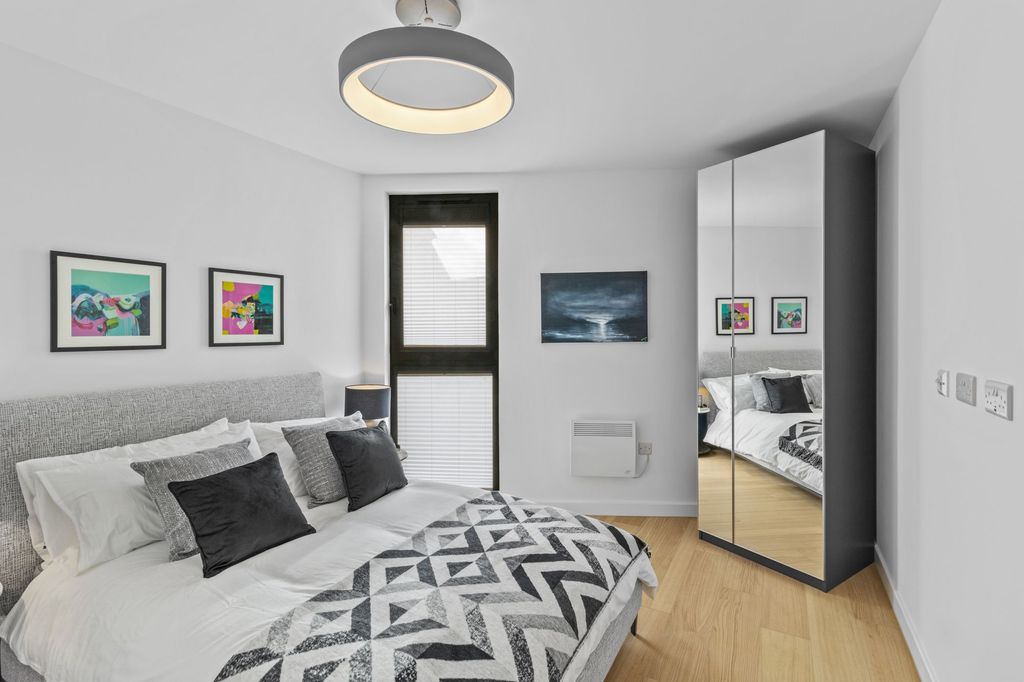 Additional image 4 of 2 bed flat for saleChurch Road, Haywards Heath RH16