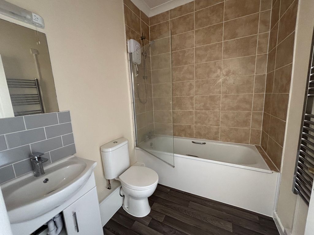 Property photo 2 of 6 Img_6178