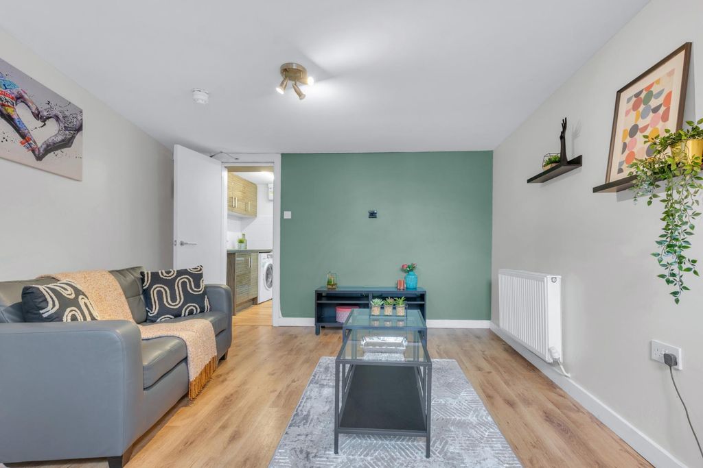 Property photo 1 of 11 Property Photo