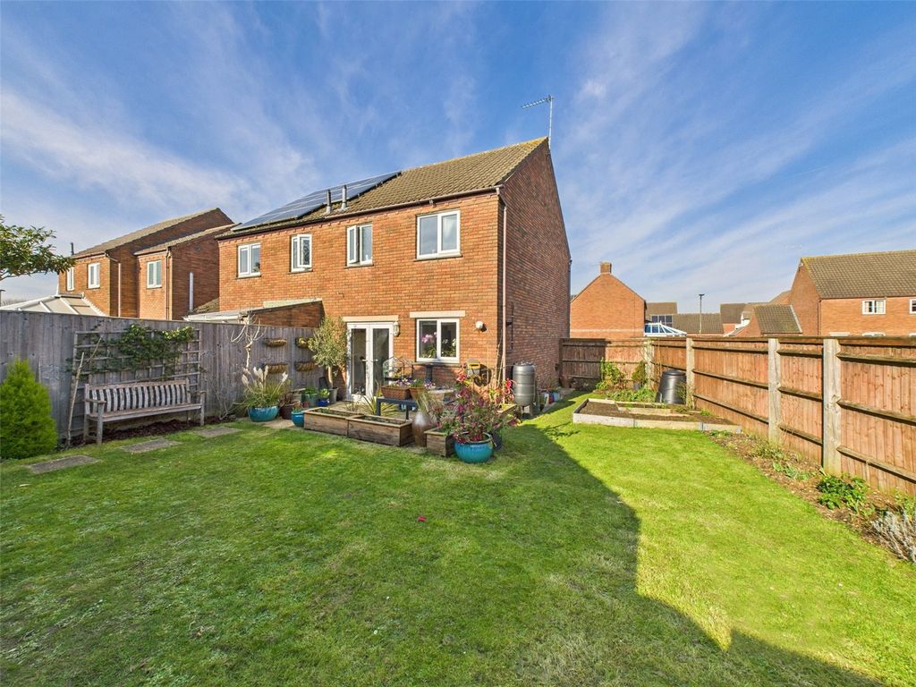 Property photo 1 of 18 Picture No. 02