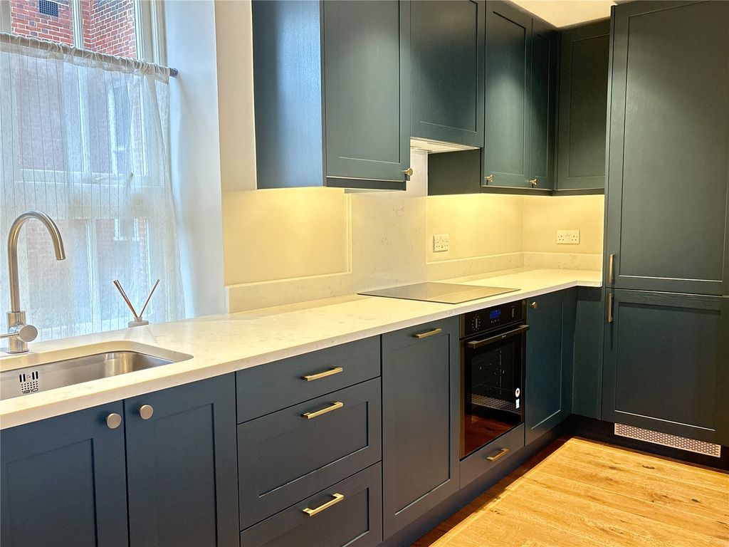 Property photo 2 of 11 Picture No. 01