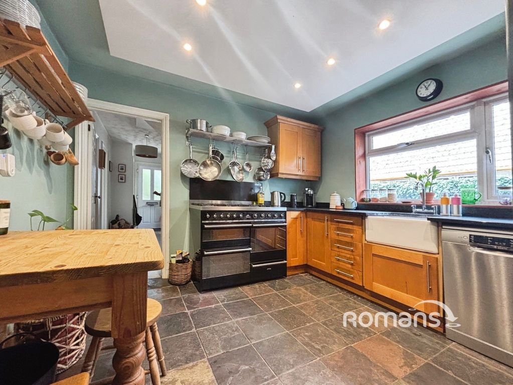 Property photo 3 of 25 Pbox-Img.Jpg