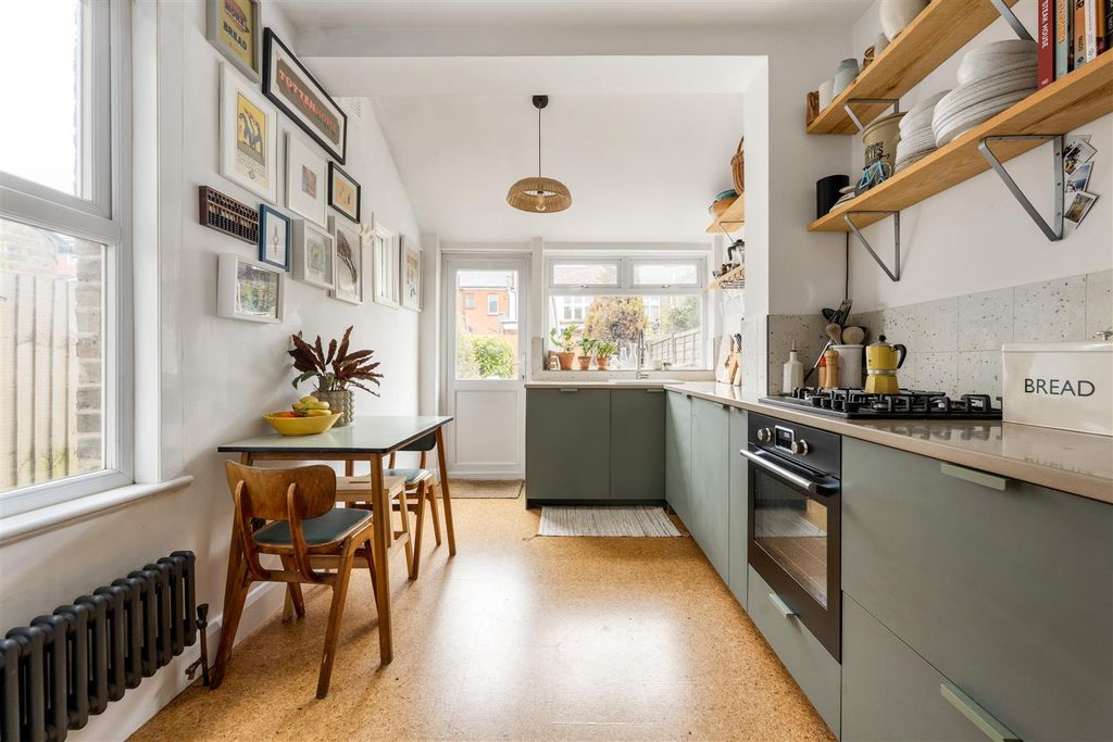 Property photo 3 of 36 Kitchen 1.Jpg