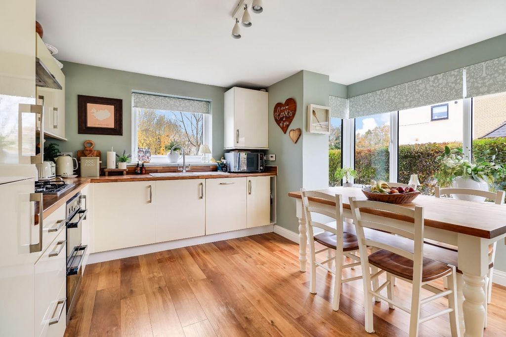 Property photo 3 of 22 Img (1).Jpg