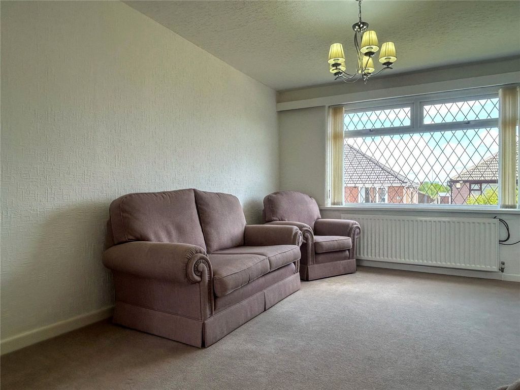 Property photo 2 of 17 Living Room