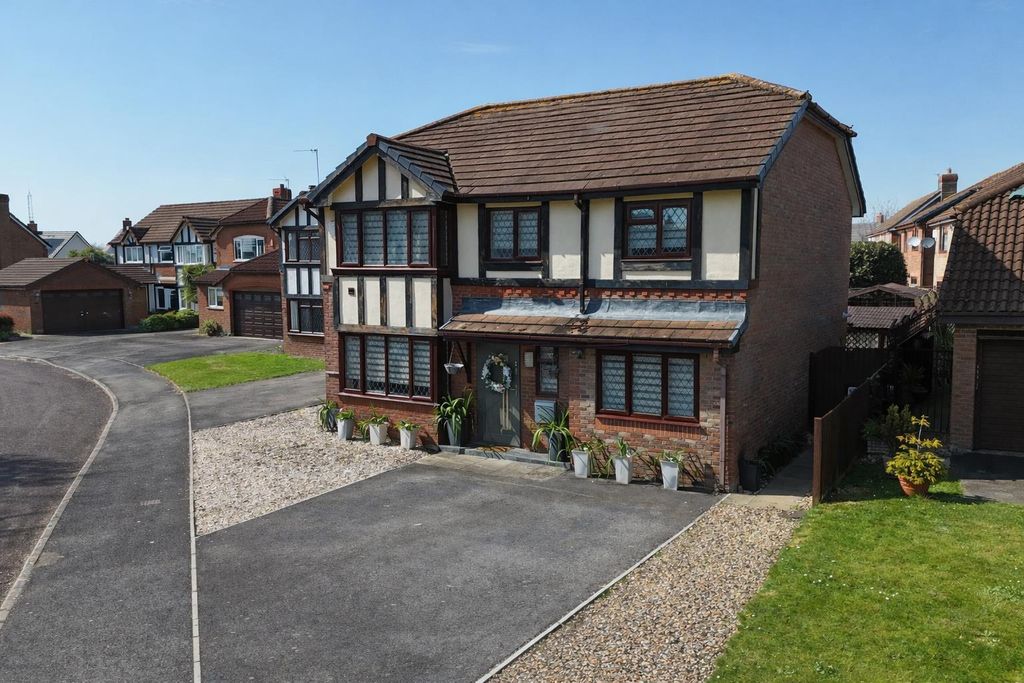 Property photo 1 of 24 68.Png