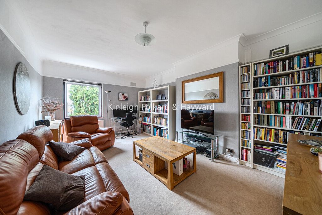 Property photo 3 of 16 Picture No. 08