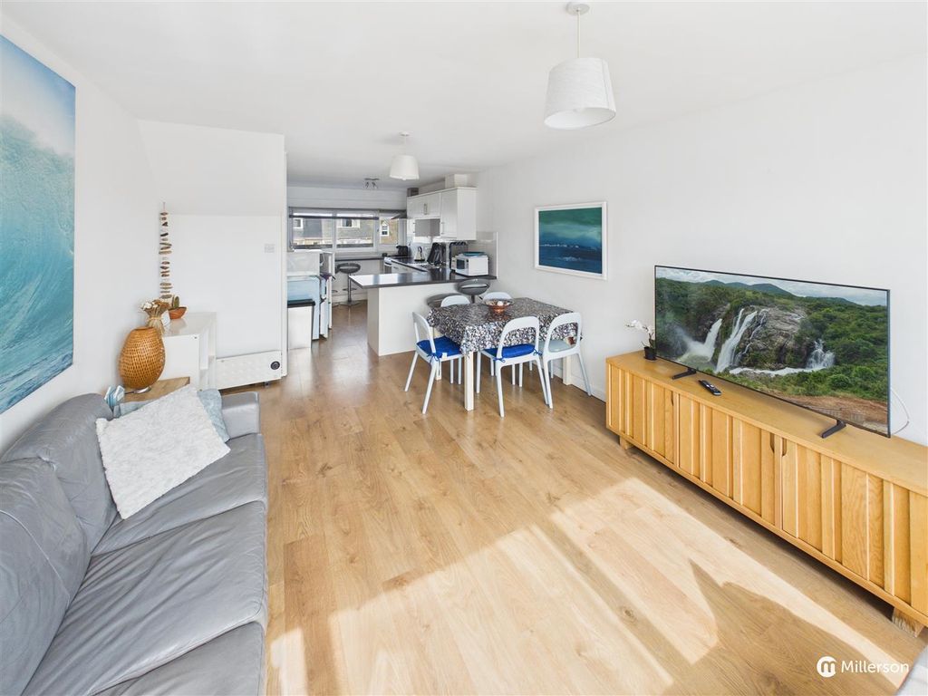Property photo 2 of 24 Open Plan Lounge/Kitchen/Diner