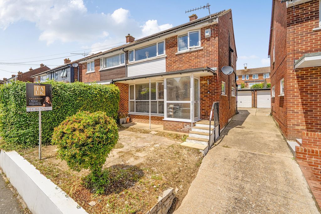 Property photo 1 of 16