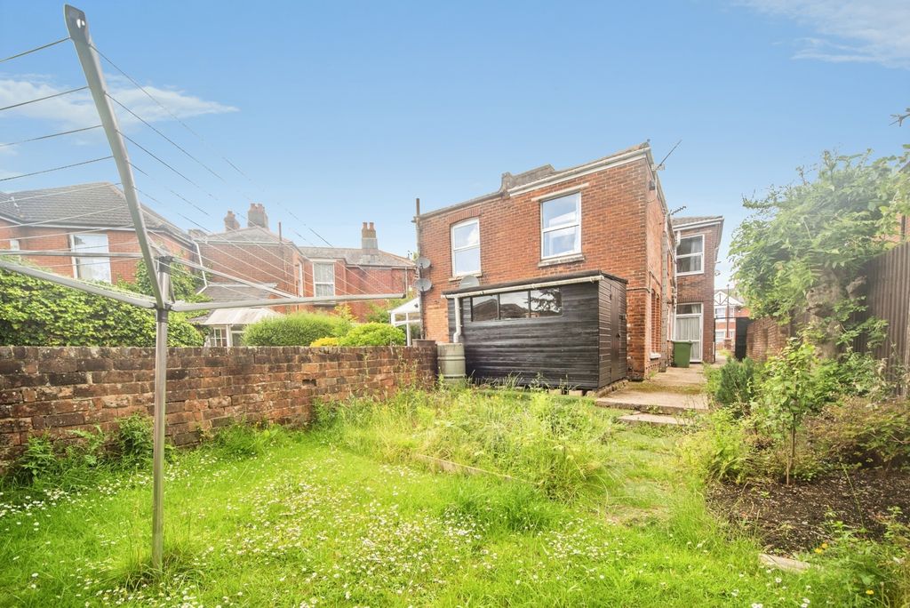 Property photo 2 of 15 Pbox-Img.Jpg