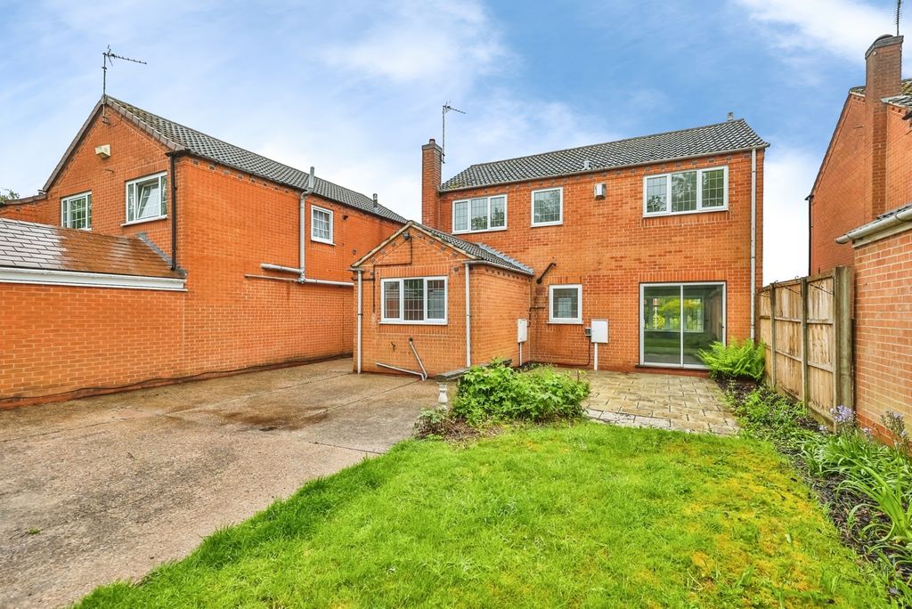 Property photo 3 of 19 Pbox-Img.Jpg