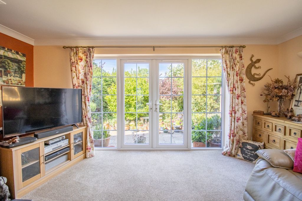 Property photo 3 of 26 50150112