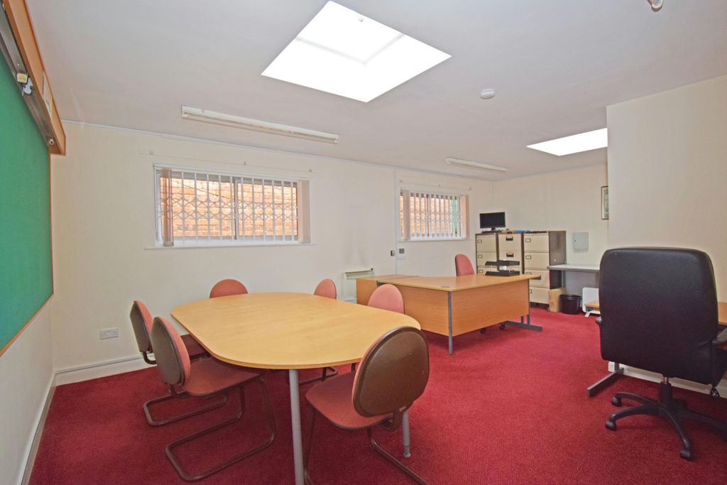 Property photo 3 of 10 Rear Office Office B.Jpg