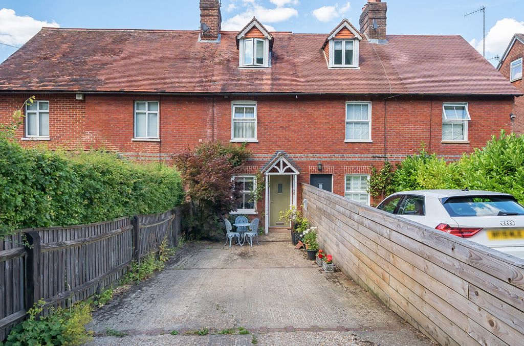Property photo 1 of 21 1325007-1-686Fd4B...