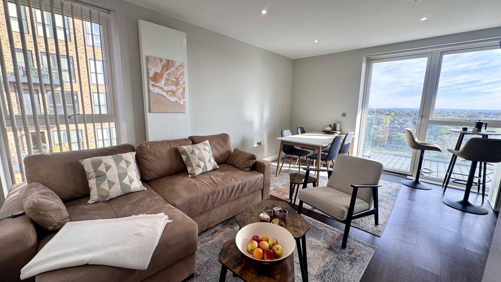 Property photo 2 of 11