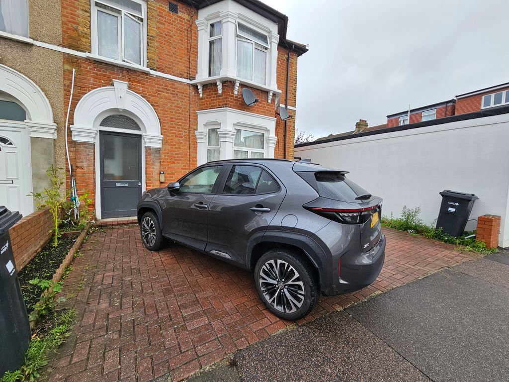 Property photo 1 of 18