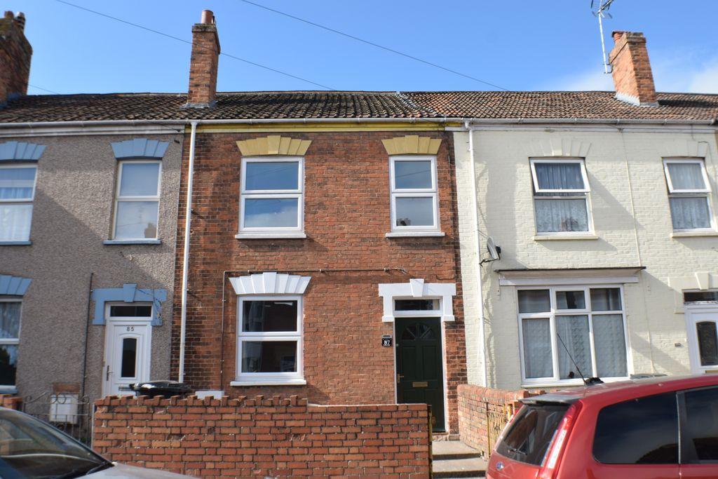 Property photo 1 of 12