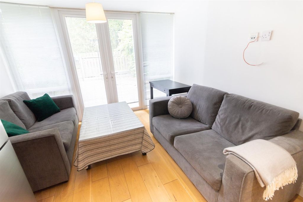 Property photo 2 of 11 Img_9474.Jpg